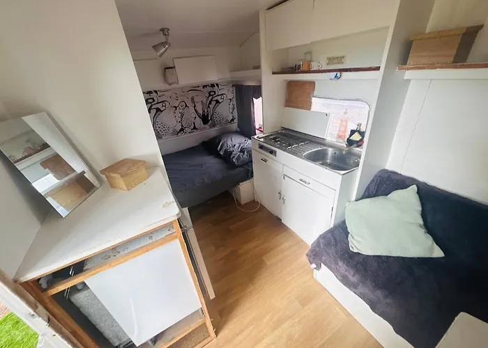 Caravane Janis On The Camping *